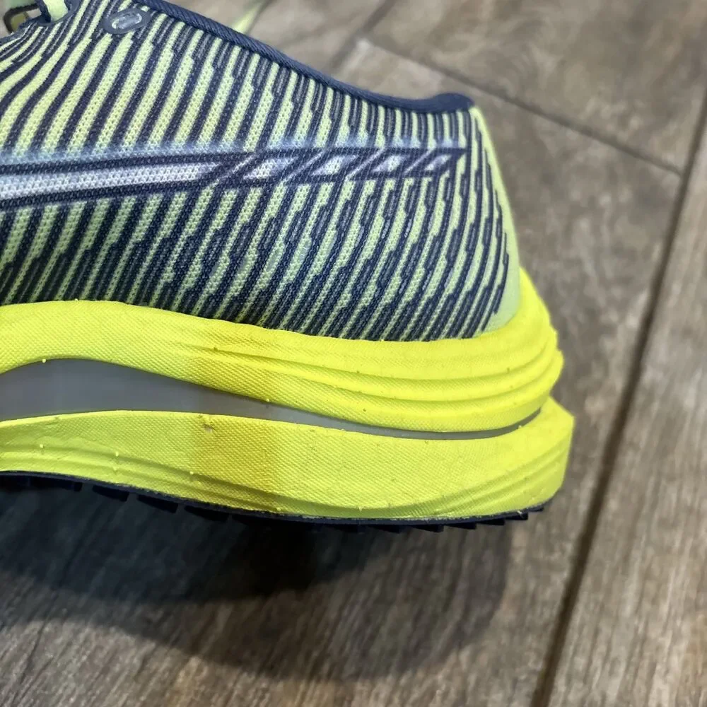 Mizuno Wave Rebellion Running Shoes Size 7
